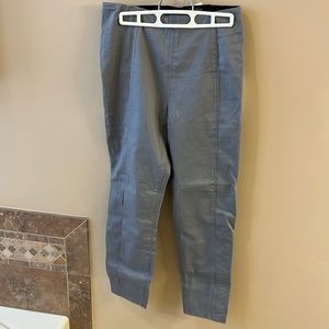 Liverpool Linette Skinny Capri - Size 6/28 - Sharkskin